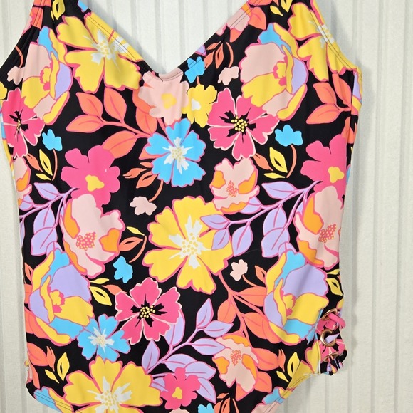 SO Multicolor Floral One Piece Swimsuit XL - Picture 2 of 6